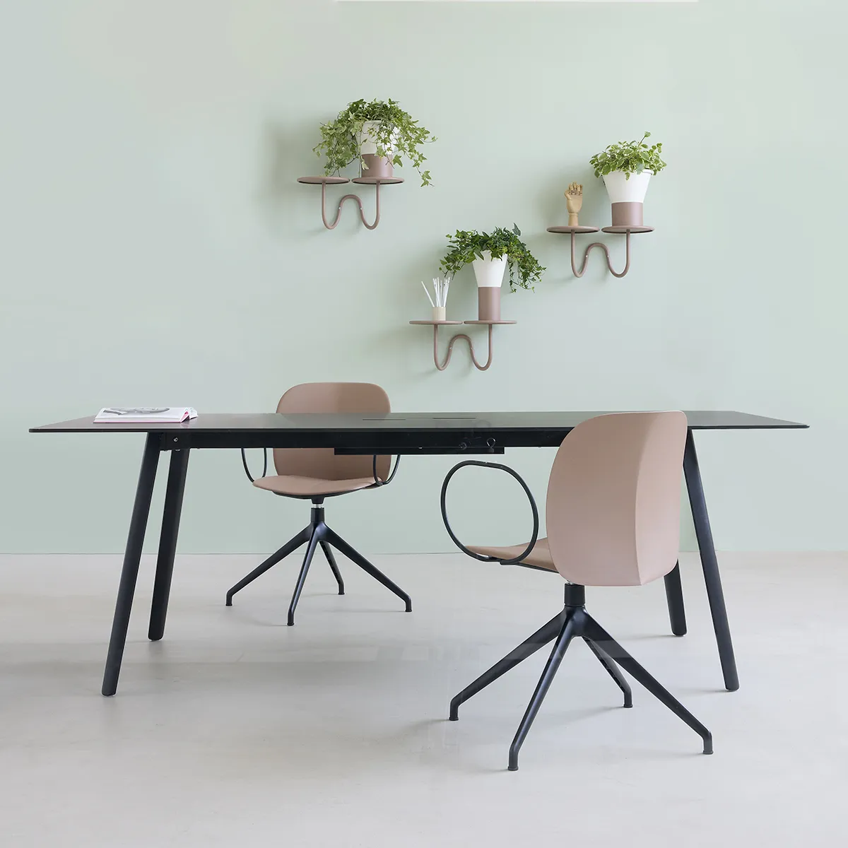 image for Mentha: natural elegance for the contemporary office